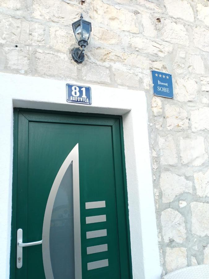 Old Stone House In Historical Area Villa Split Exterior foto
