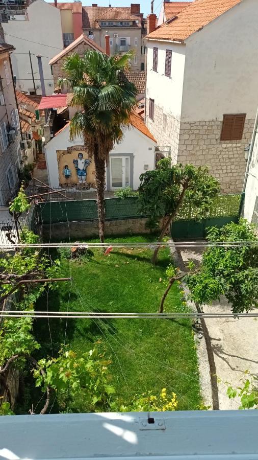 Old Stone House In Historical Area Villa Split Exterior foto